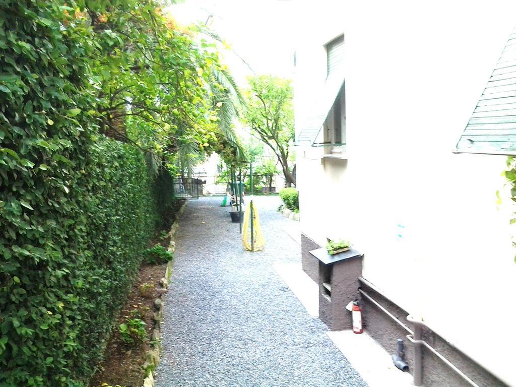 Hotel Piccolo Eden 네르비 외부 사진